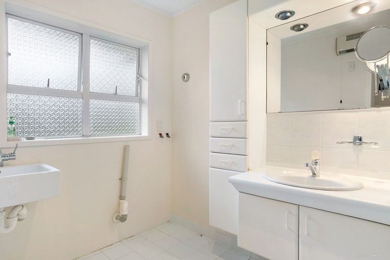 Photo of property in 19/10 Gerard Way, Saint Johns, Auckland, 1072