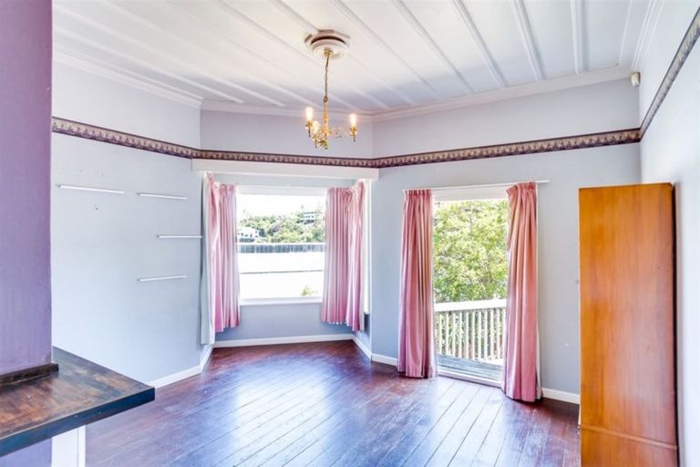 Photo of property in 40 Faraday Street, Hospital Hill, Napier, 4110