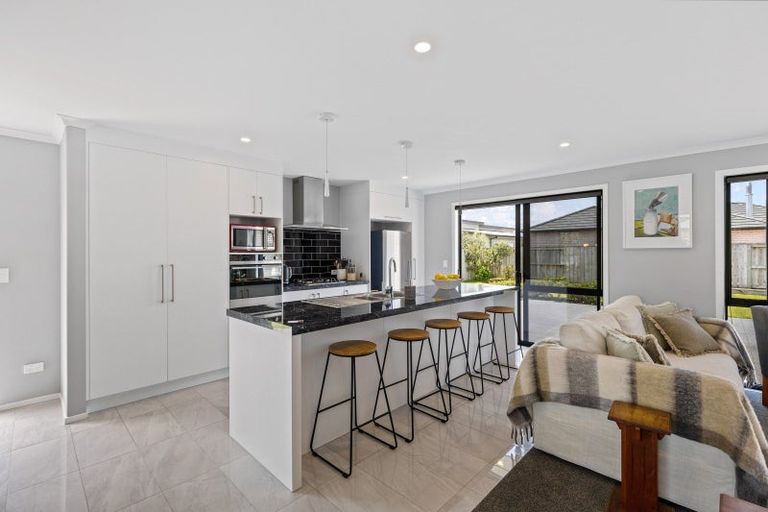 Photo of property in 21 Huka Heights Drive, Rangatira Park, Taupo, 3330