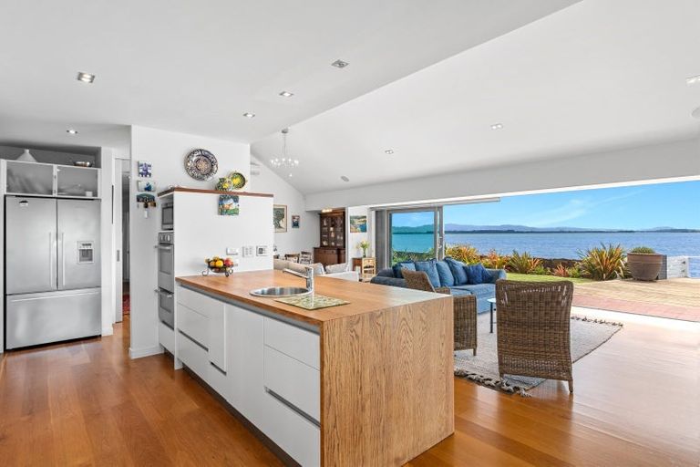 Photo of property in 17 Kiriwai Place, Matua, Tauranga, 3110