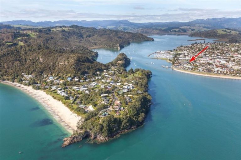Photo of property in 1/8a The Esplanade, Whitianga, 3510