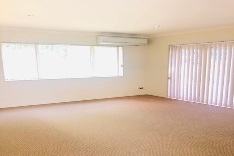 Photo of property in 219 Hill Road, The Gardens, Auckland, 2105