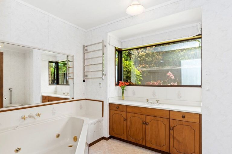 Photo of property in 35 Ruamoana Place, Omokoroa, 3114