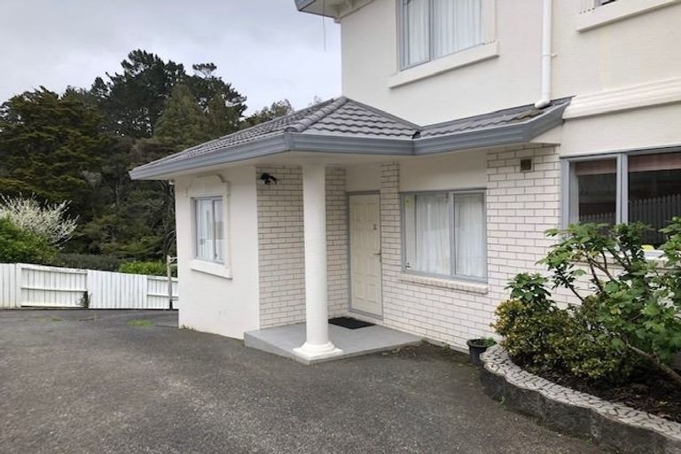 Photo of property in 23 Ian Marwick Place, Birkenhead, Auckland, 0626
