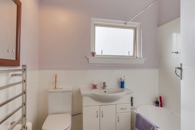 Photo of property in 2a Wellington Street, Parkside, Timaru, 7910