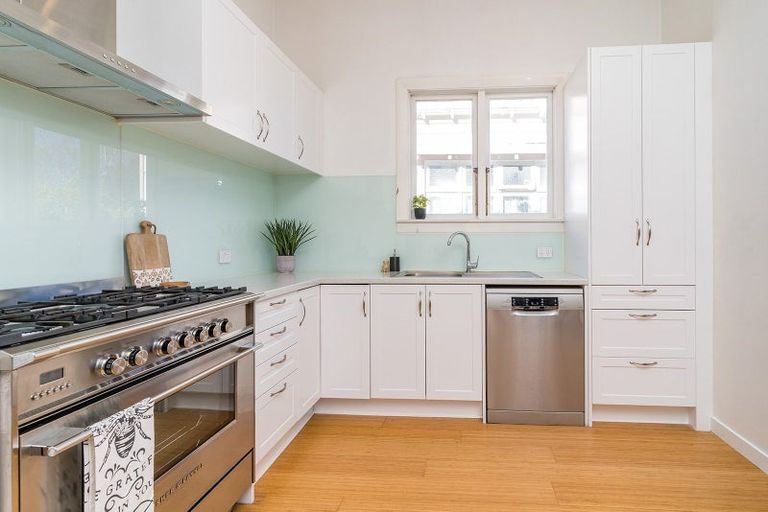 Photo of property in 14 Pretoria Avenue, Saint Clair, Dunedin, 9012