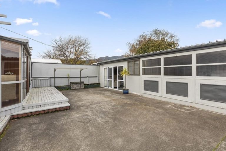 Photo of property in 28 Cudby Street, Woburn, Lower Hutt, 5011