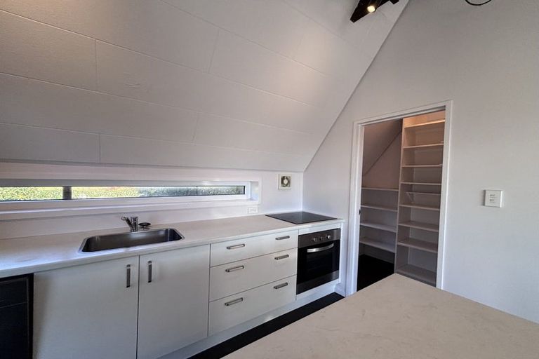 Photo of property in 1/99 Major Hornbrook Road, Mount Pleasant, Christchurch, 8081