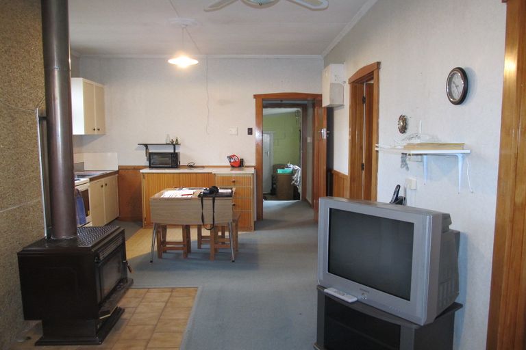 Photo of property in 3 Plunket Street, Omakau, 9376