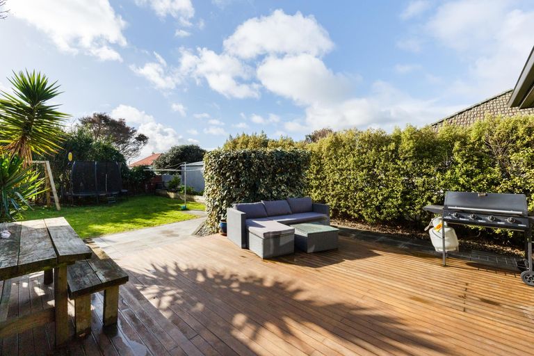Photo of property in 3 Wharenui Terrace, Roslyn, Palmerston North, 4414