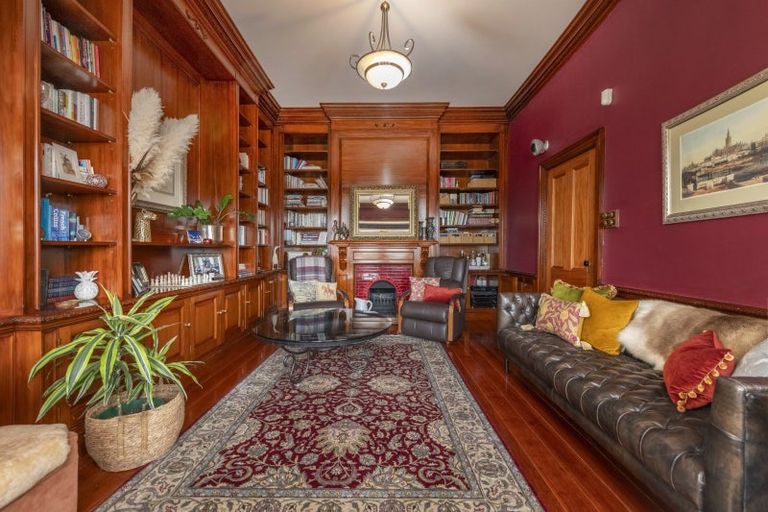 Photo of property in 26 Grant Road, Thorndon, Wellington, 6011