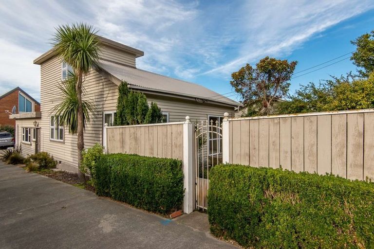 Photo of property in 61a Main Road, Redcliffs, Christchurch, 8081