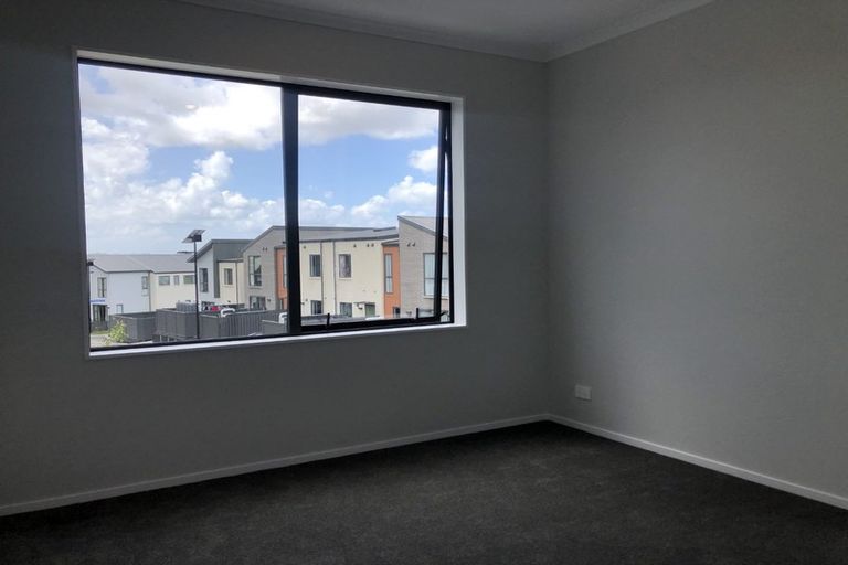 Photo of property in 30 Clark Road, Hobsonville, Auckland, 0616