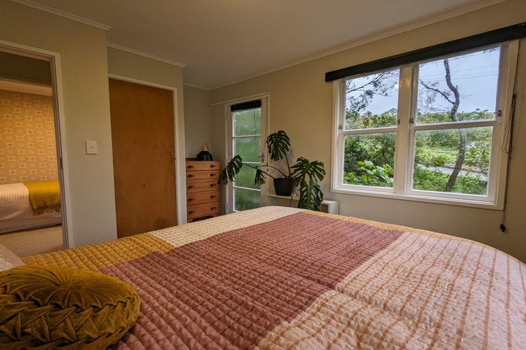Photo of property in 22a Trelissick Crescent, Ngaio, Wellington, 6035