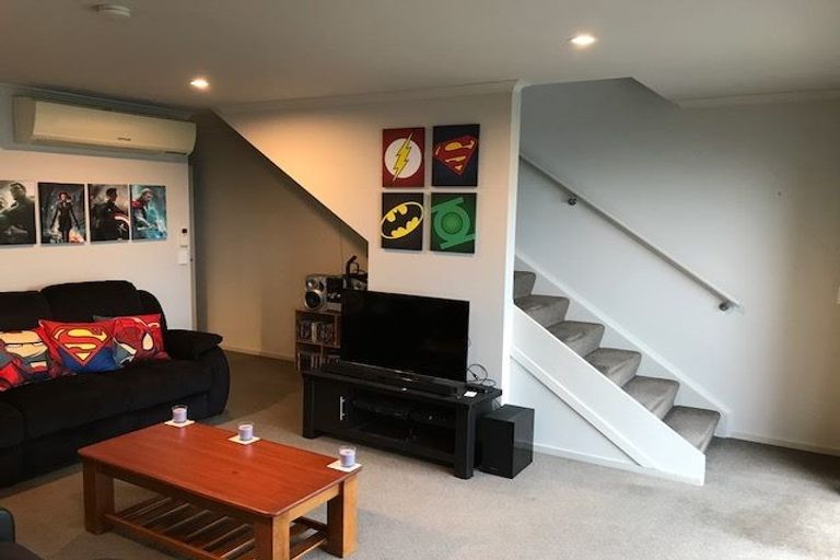 Photo of property in Onslow Heights, 17e Onslow Road, Khandallah, Wellington, 6035