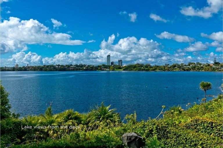 Photo of property in 3/76 Shakespeare Road, Milford, Auckland, 0620