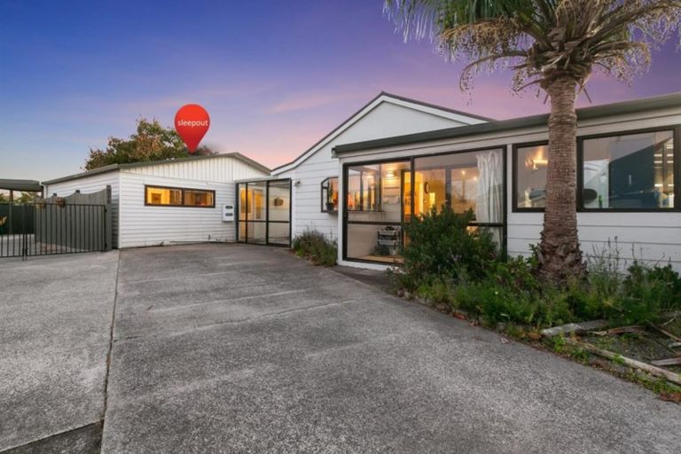 Photo of property in 276 Gravatt Road, Papamoa Beach, Papamoa, 3118
