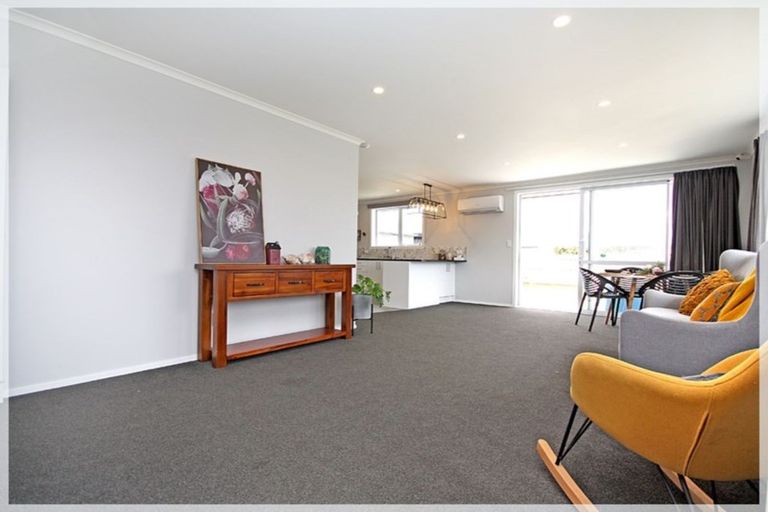 Photo of property in 7 Story Street, Foxton Beach, Foxton, 4815