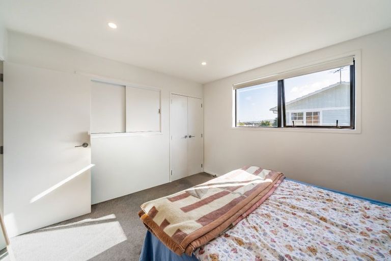 Photo of property in 7/97 Whites Line East, Waiwhetu, Lower Hutt, 5010