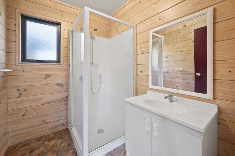 Photo of property in 2/58 Kinloch Road, Kinloch, Taupo, 3377