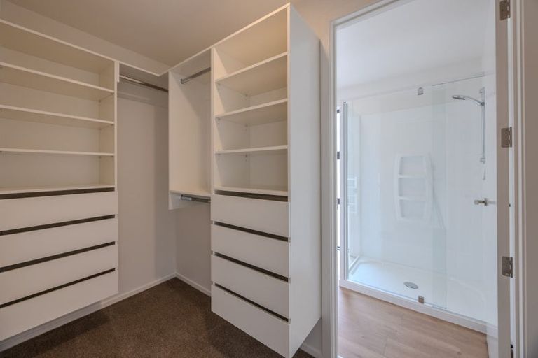 Photo of property in 17 Packer Road, Wanaka, 9382