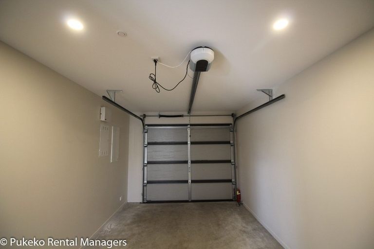 Photo of property in 10 Divide Loop, Takanini, 2112