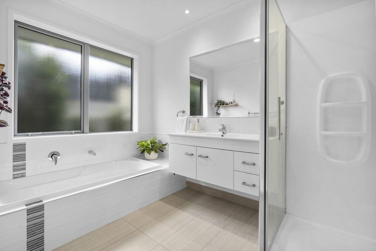 Photo of property in 49 Jarrett Terrace, Leamington, Cambridge, 3432