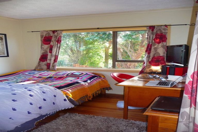 Photo of property in 65 Gordon Road, Plimmerton, Porirua, 5026