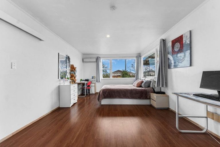 Photo of property in 1 Marybeth Place, Rosehill, Papakura, 2113