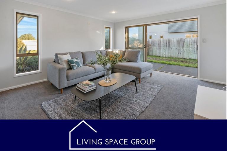 Photo of property in 29 Linkwater Way, Parklands, Christchurch, 8083