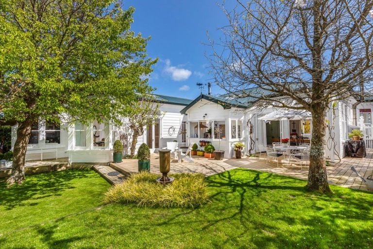 Photo of property in 31 Huanui Street, Ranui, Porirua, 5024