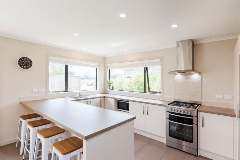 Photo of property in 4 Arena Court, Palmerston North, 4410