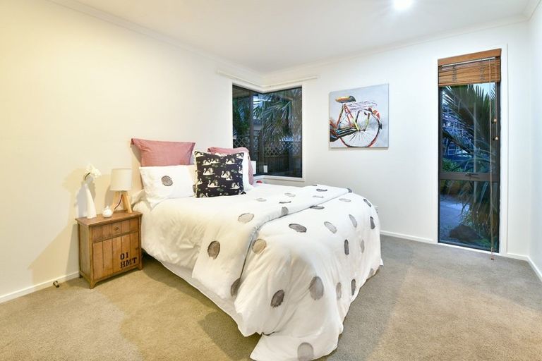 Photo of property in 21b Siesta Terrace, Gulf Harbour, Whangaparaoa, 0930