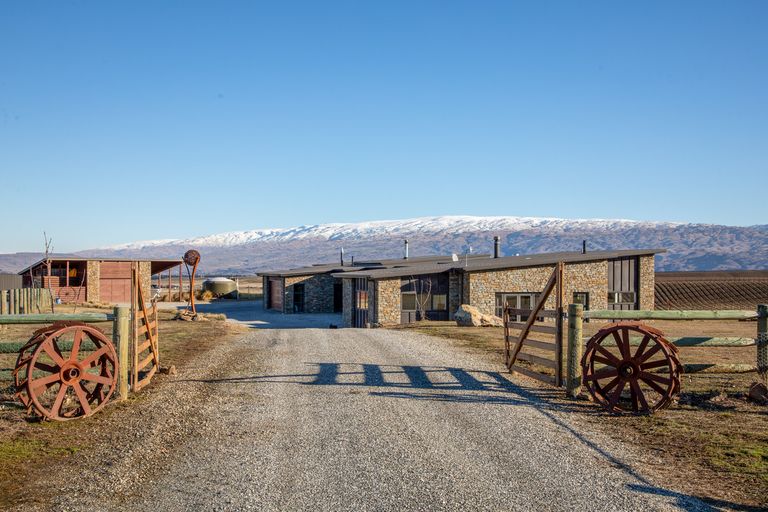 Photo of property in 309 Golden Road, Springvale, Alexandra, 9393