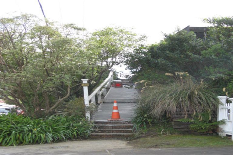 Photo of property in 18 Raine Street, Karori, Wellington, 6012