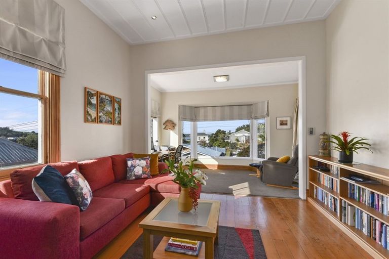 Photo of property in 17 St Aubyn Street, Devonport, Auckland, 0624