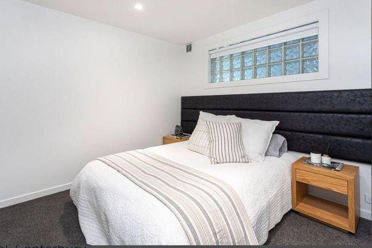 Photo of property in 4/12 Latimer Square, Christchurch Central, Christchurch, 8011