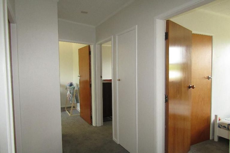Photo of property in 16 Kotare Street, Hilltop, Taupo, 3330