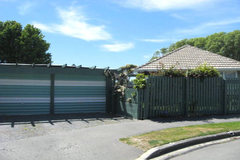 Photo of property in 25 Allstone Place, Burwood, Christchurch, 8083
