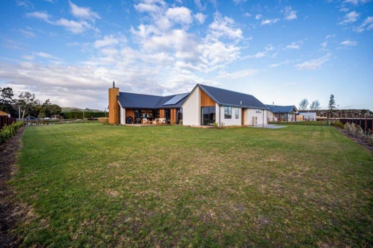 Photo of property in 1a Riverdale Place, Amberley, 7410