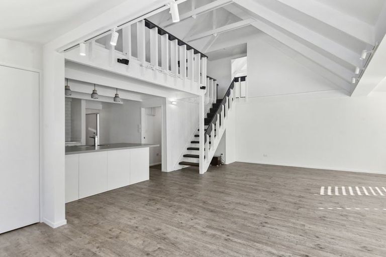 Photo of property in 161 Karewa Parade, Papamoa Beach, Papamoa, 3118