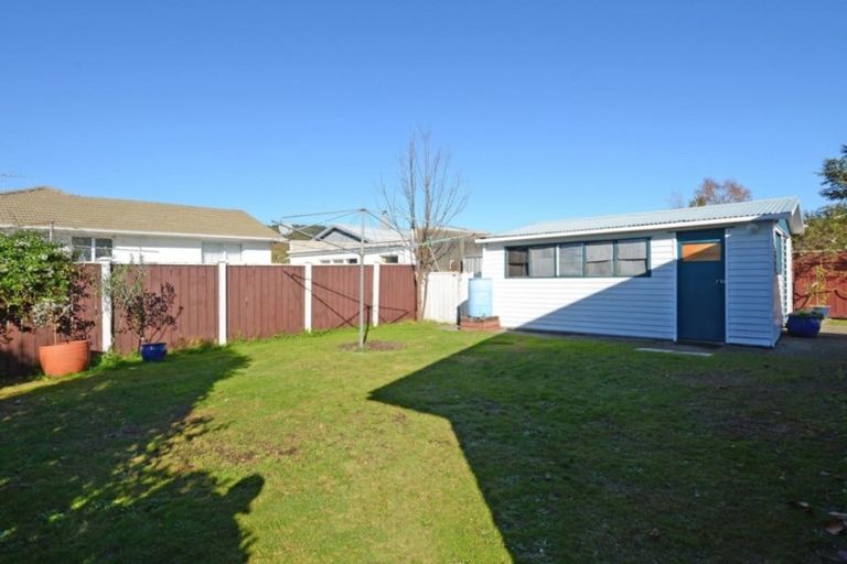 Photo of property in 15 Riversdale Road, Clouston Park, Upper Hutt, 5018
