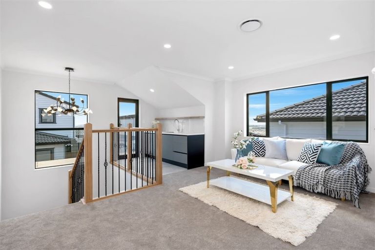 Photo of property in 19 Aklander Rise, Flat Bush, Auckland, 2019