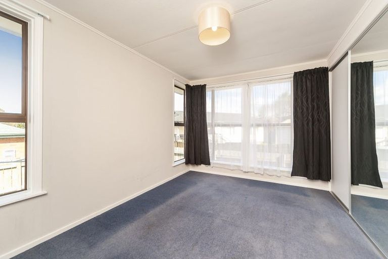 Photo of property in 5 Johnston Road, Mount Wellington, Auckland, 1060