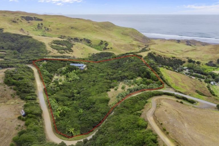 Photo of property in 1574 Whaanga Road, Raglan, 3296