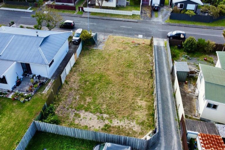 Photo of property in 36 Makarini Street, Paraparaumu, 5032