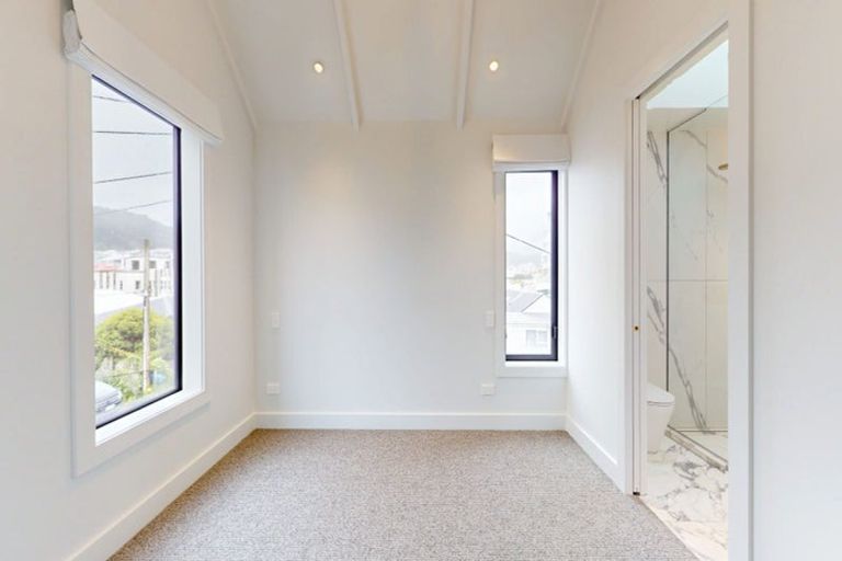 Photo of property in 9a Edge Hill, Mount Victoria, Wellington, 6011
