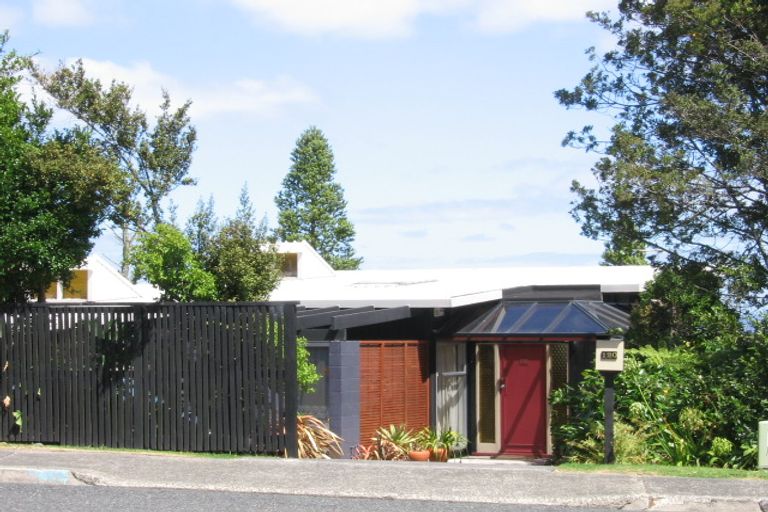 Photo of property in 120 Rangatira Road, Beach Haven, Auckland, 0626