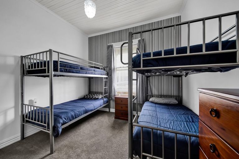 Photo of property in 278 South Road, Hawera, 4610