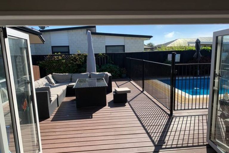 Photo of property in 153 The Boulevard, Papamoa Beach, Papamoa, 3118
